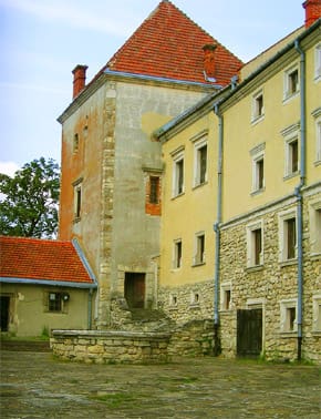Замок Свирж